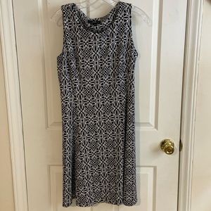 Comfortable black and white dress